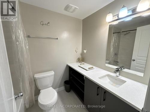 624 Danaca Private, Ottawa, ON - Indoor Photo Showing Bathroom