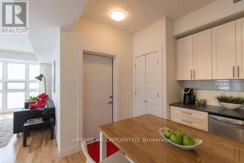 320 Tremblay Road, Ottawa, ON - Indoor Photo Showing Kitchen