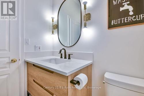 502 Aberdeen Boulevard, Midland, ON - Indoor Photo Showing Bathroom