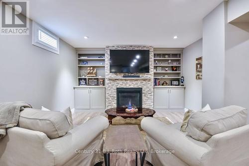 502 Aberdeen Boulevard, Midland, ON - Indoor Photo Showing Living Room With Fireplace