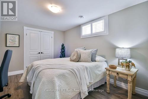 502 Aberdeen Boulevard, Midland, ON - Indoor Photo Showing Bedroom