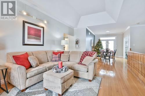 502 Aberdeen Boulevard, Midland, ON - Indoor Photo Showing Living Room