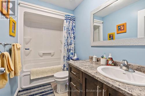 3 William Thomas Drive, Petawawa, ON - Indoor Photo Showing Bathroom