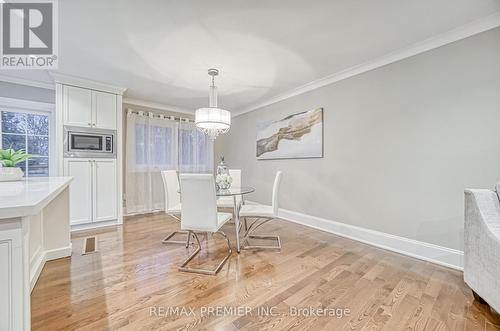 18 Lantana Court, Toronto, ON - Indoor Photo Showing Dining Room