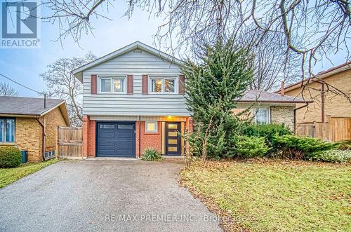 18 Lantana Court, Toronto, ON - Outdoor