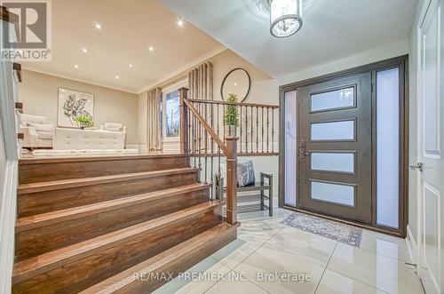 18 Lantana Court, Toronto, ON - Indoor Photo Showing Other Room