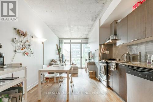 402 - 650 King Street W, Toronto, ON - Indoor Photo Showing Kitchen