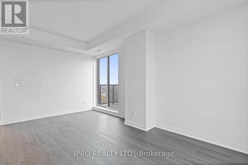 1202 - 185 Alberta Avenue, Toronto, ON - Indoor Photo Showing Other Room