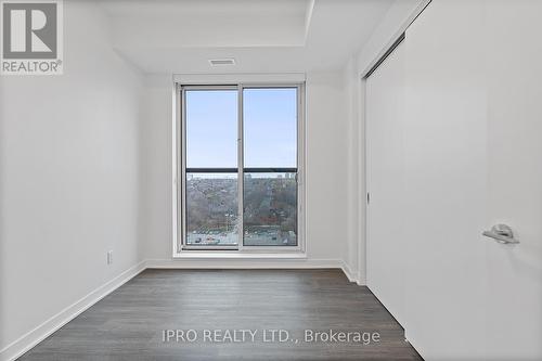 1202 - 185 Alberta Avenue, Toronto, ON - Indoor Photo Showing Other Room