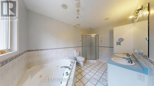 Main - 1048 Gilmore Avenue, Innisfil, ON - Indoor Photo Showing Bathroom