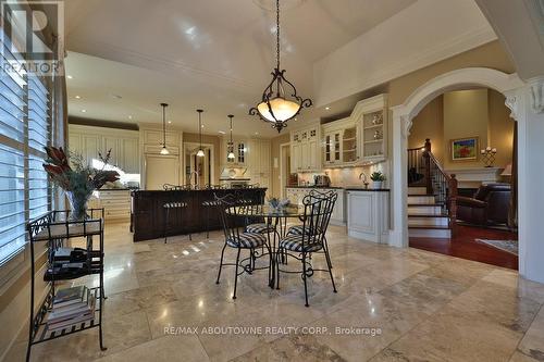 4318 Lakeshore Road, Burlington, ON - Indoor Photo Showing Dining Room