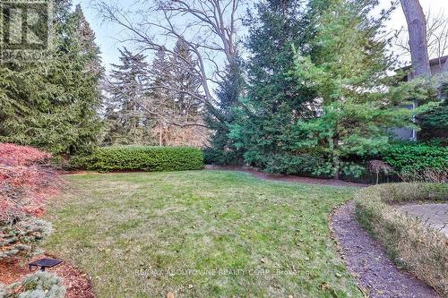 4318 Lakeshore Road, Burlington, ON - Outdoor