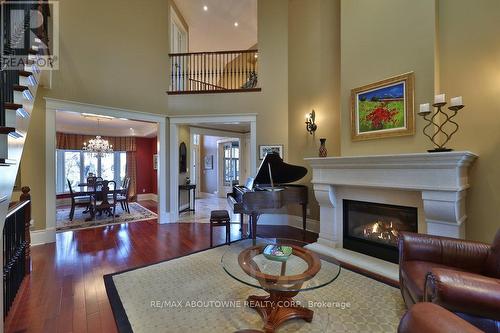 4318 Lakeshore Road, Burlington, ON - Indoor Photo Showing Living Room With Fireplace