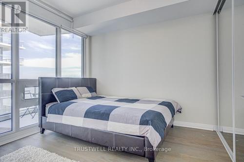 1002 - 59 Annie Craig Drive, Toronto, ON - Indoor Photo Showing Bedroom