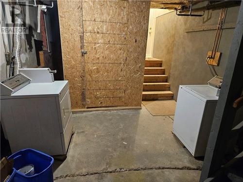 440 Mckim Street, Sudbury, ON - Indoor Photo Showing Laundry Room