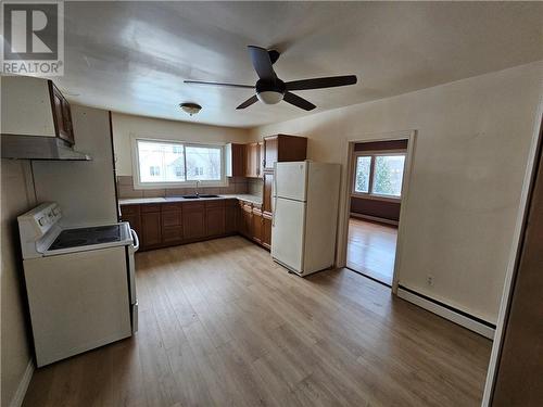 440 Mckim Street, Sudbury, ON - Indoor Photo Showing Laundry Room