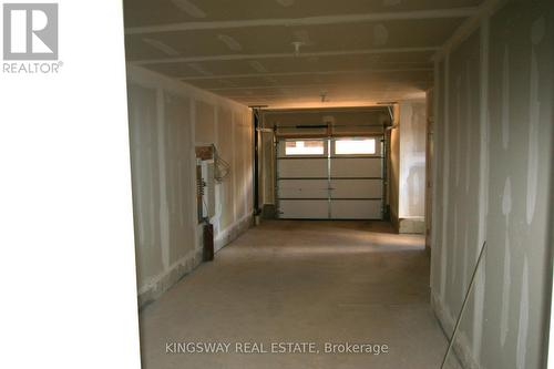 7 - 2123 Lillykin Street, Oakville, ON - Indoor Photo Showing Garage