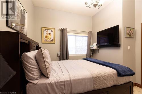 115 King Street W, North Bay, ON - Indoor Photo Showing Bedroom