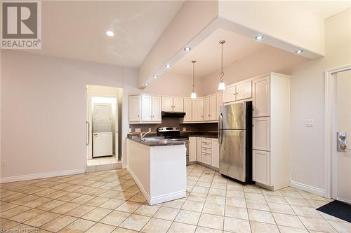 115 King Street W, North Bay, ON - Indoor Photo Showing Kitchen