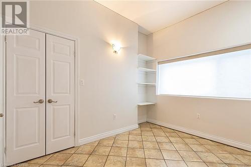 115 King Street W, North Bay, ON - Indoor Photo Showing Other Room