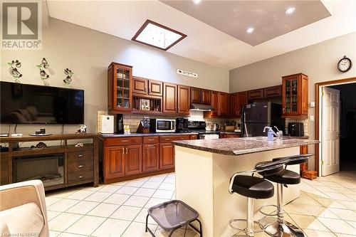 115 King Street W, North Bay, ON - Indoor Photo Showing Kitchen