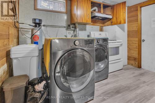 51 Rouse Avenue, Cambridge, ON - Indoor Photo Showing Laundry Room