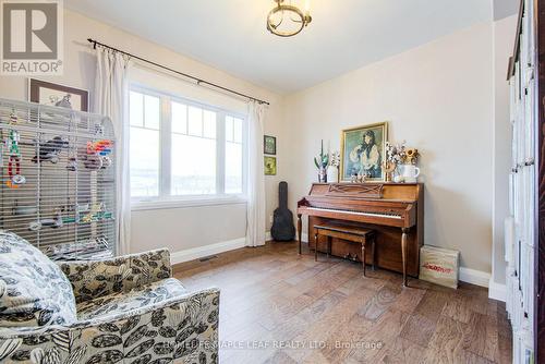 938666 Airport Road, Mulmur, ON - Indoor Photo Showing Bedroom