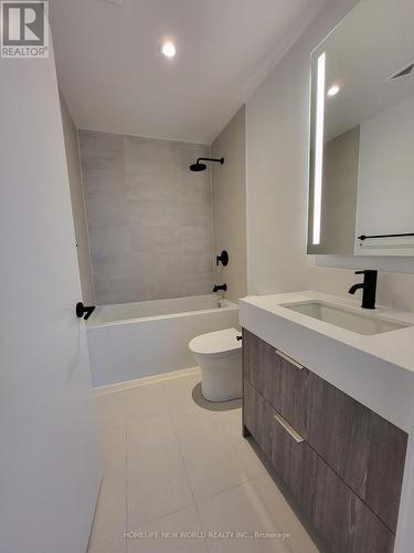 814 - 308 Jarvis Street, Toronto, ON - Indoor Photo Showing Bathroom