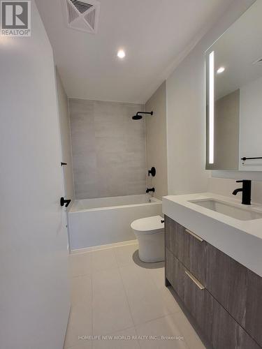 814 - 308 Jarvis Street, Toronto, ON - Indoor Photo Showing Bathroom