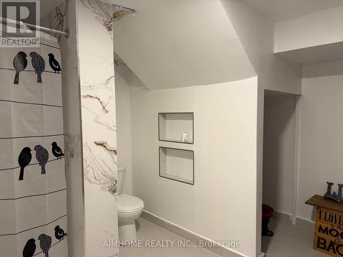 22 Daleside Crescent, Toronto, ON - Indoor Photo Showing Bathroom