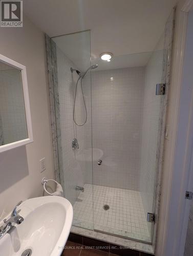 17 Douville Court, Toronto, ON - Indoor Photo Showing Bathroom