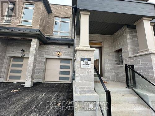 37 Schmeltzer Crescent, Richmond Hill, ON - Outdoor