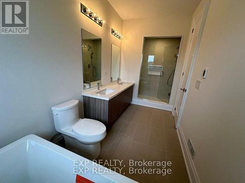 37 Schmeltzer Crescent, Richmond Hill, ON - Indoor Photo Showing Bathroom