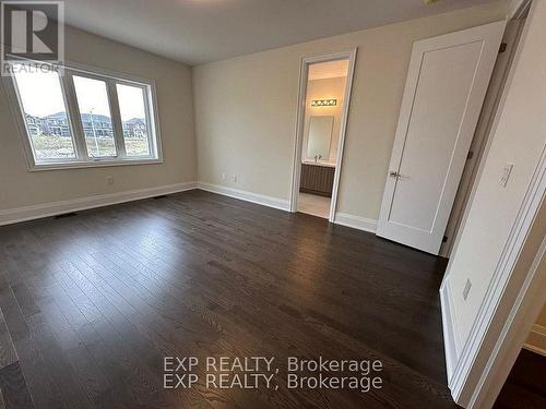 37 Schmeltzer Crescent, Richmond Hill, ON - Indoor Photo Showing Other Room