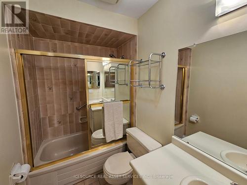 504 - 200 East Street S, Kawartha Lakes, ON - Indoor Photo Showing Bathroom