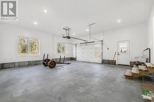 37 Kennedys Lane, Holyrood, NL - Indoor Photo Showing Garage