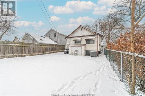 963 Josephine, Windsor, ON - Outdoor