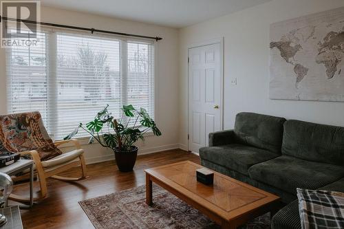 12 Hawker Crescent, Gander, NL - Indoor Photo Showing Living Room