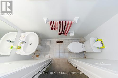 384 Kittridge Road, Oakville, ON - Indoor Photo Showing Bathroom