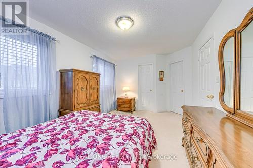 384 Kittridge Road, Oakville, ON - Indoor Photo Showing Bedroom