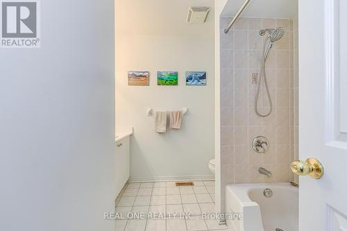 384 Kittridge Road, Oakville, ON - Indoor Photo Showing Bathroom