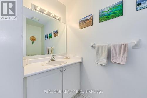 384 Kittridge Road, Oakville, ON - Indoor Photo Showing Bathroom