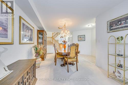 384 Kittridge Road, Oakville, ON - Indoor Photo Showing Dining Room