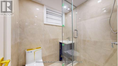 70 Shannon Road, East Gwillimbury, ON - Indoor Photo Showing Bathroom