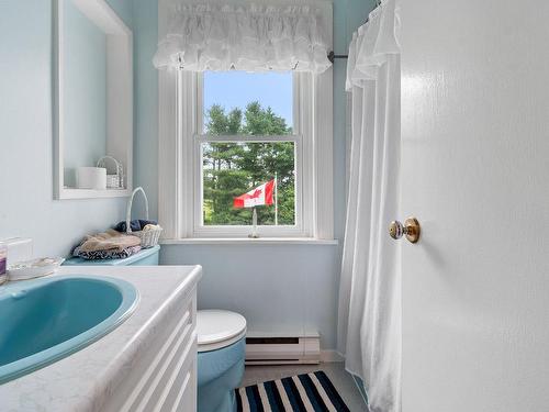 Bathroom - 999 Ch. John-Dale, Shawville, QC - Indoor Photo Showing Bathroom