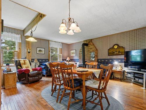 Living room - 999 Ch. John-Dale, Shawville, QC - Indoor Photo Showing Dining Room