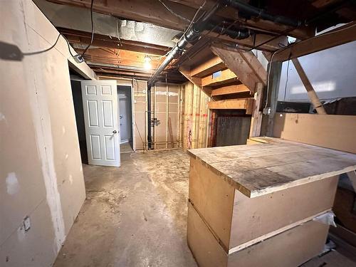 1000 Mcintosh Street, Thunder Bay, ON - Indoor Photo Showing Basement