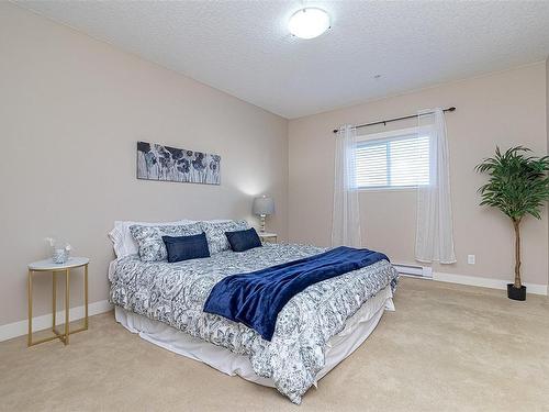 401-2710 Jacklin Rd, Langford, BC - Indoor Photo Showing Bedroom