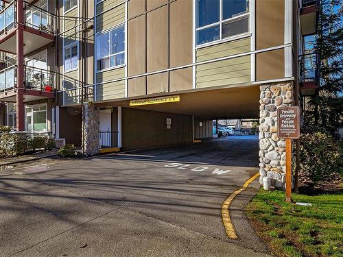 401-2710 Jacklin Rd, Langford, BC - Outdoor