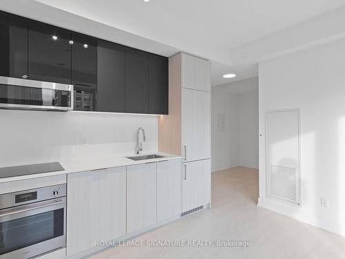 1113-308 Jarvis St, Toronto, ON - Indoor Photo Showing Kitchen